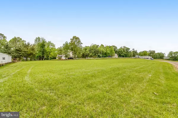 Spotsylvania, VA 22551,6201 LAKE FRONT WAY