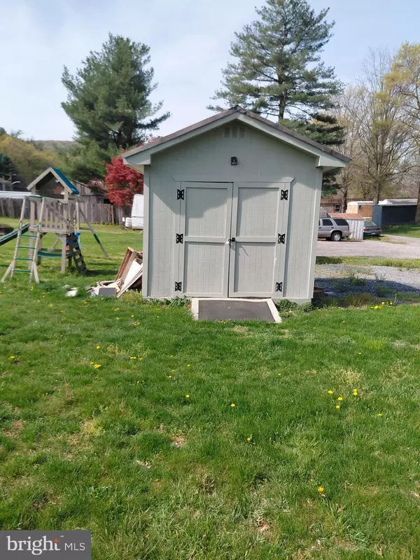 Mount Holly Springs, PA 17065,31 MOUNTAIN ST