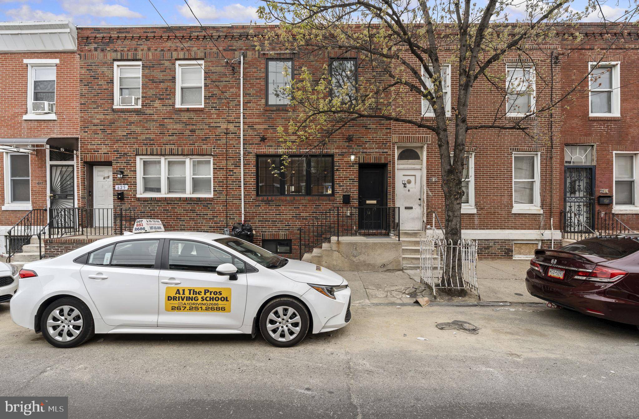623 MIFFLIN ST, Philadelphia, PA 19148