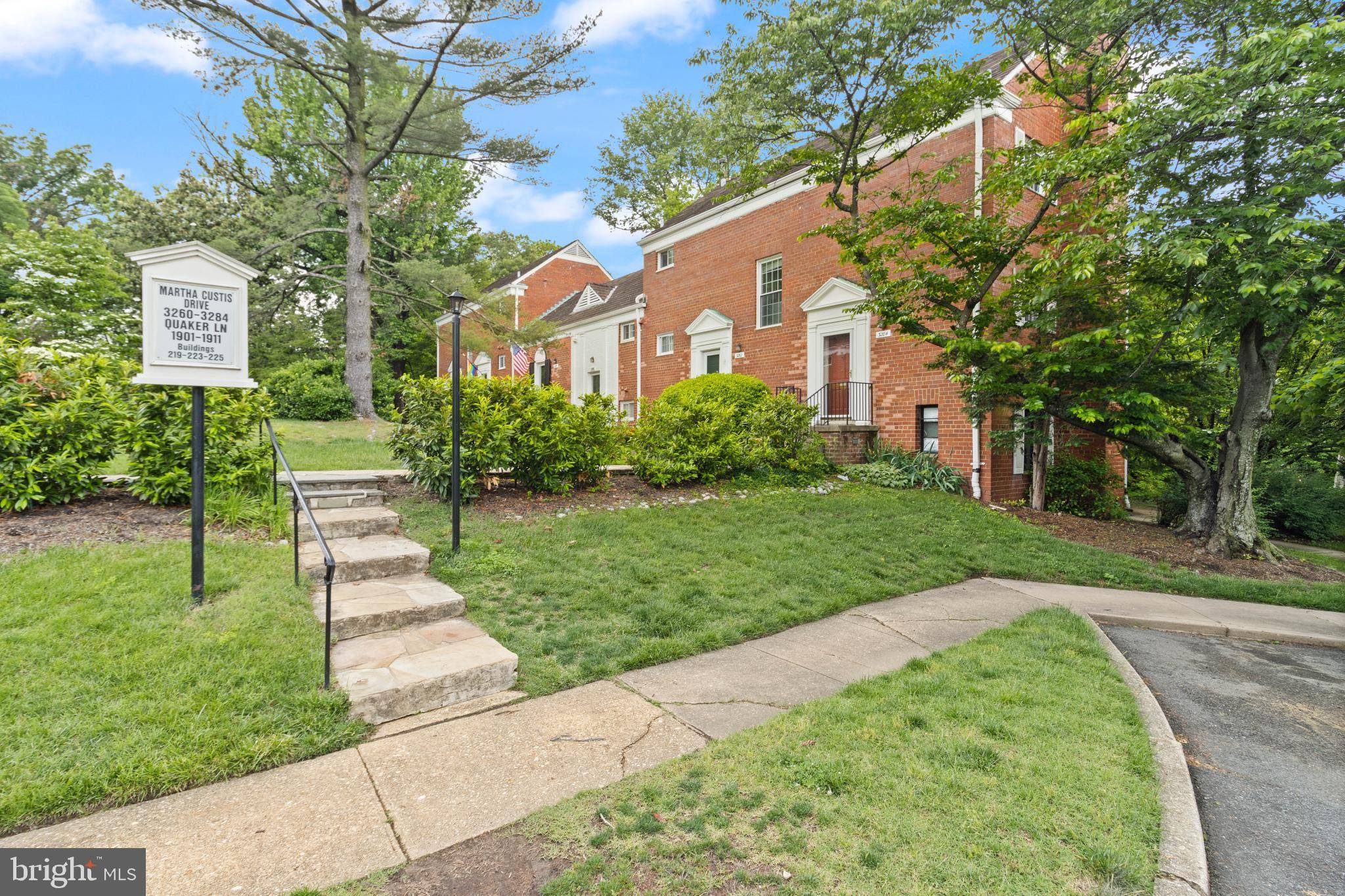 Alexandria, VA 22302,3282 MARTHA CUSTIS DR
