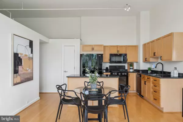 Washington, DC 20002,440 12TH ST NE #215