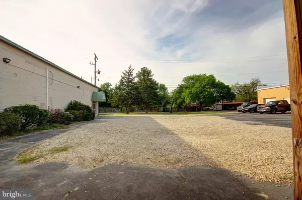 Salisbury, MD 21801,739 E MAIN ST