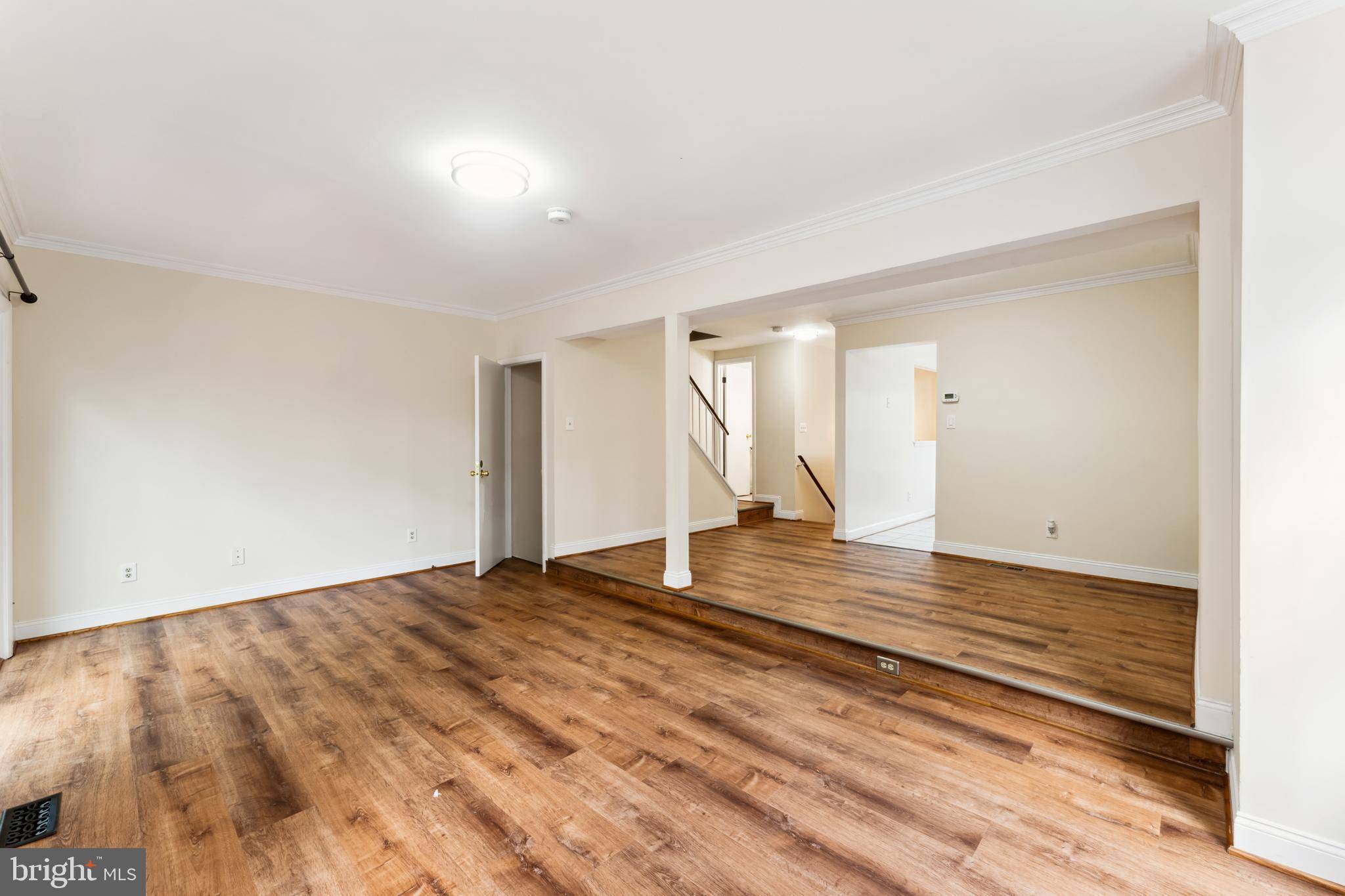 Gaithersburg, MD 20878,1 CINZANO CT