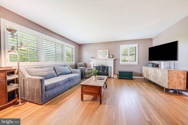 Arlington, VA 22203,415 N HARRISON ST