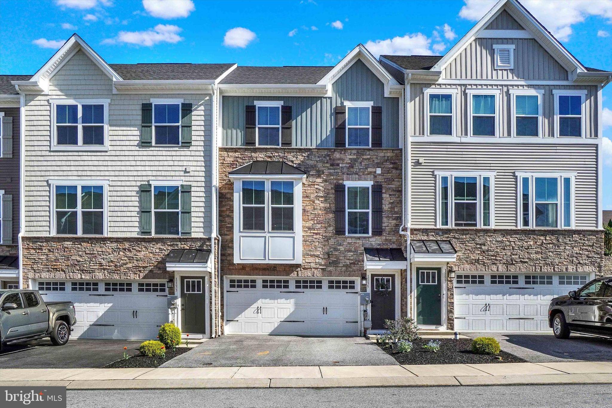 York, PA 17403,1135 ROSECROFT LN #64