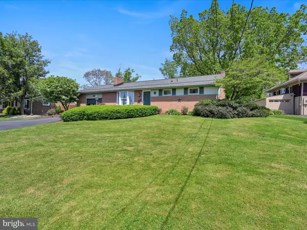 Leola, PA 17540,79 W MAIN ST