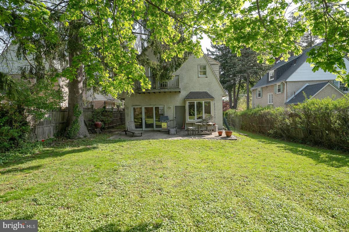 Gladwyne, PA 19035,416 CONSHOHOCKEN STATE RD