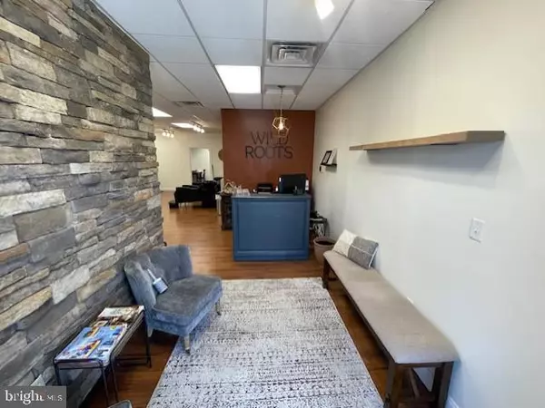 Lancaster, PA 17601,2217 DUTCH GOLD DR