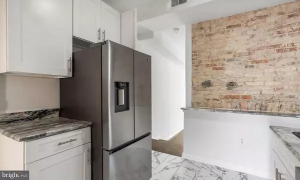 Baltimore, MD 21217,815 N CALHOUN ST