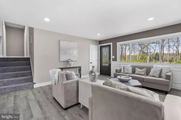 Mount Holly, NJ 08060,894 WOODLANE RD