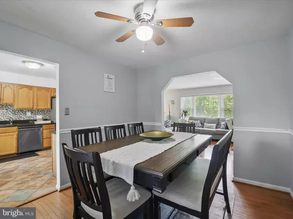 Clinton, MD 20735,12012 BIRCHVIEW DR