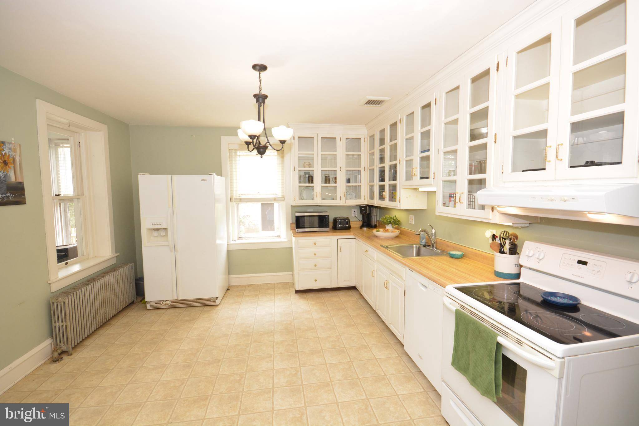 East Petersburg, PA 17520,1954 LINDEN ST