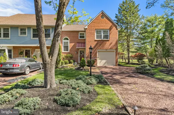 27 MAJESTIC WAY, Marlton, NJ 08053