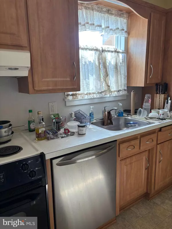 Pitman, NJ 08071,429 ROOSEVELT AVE