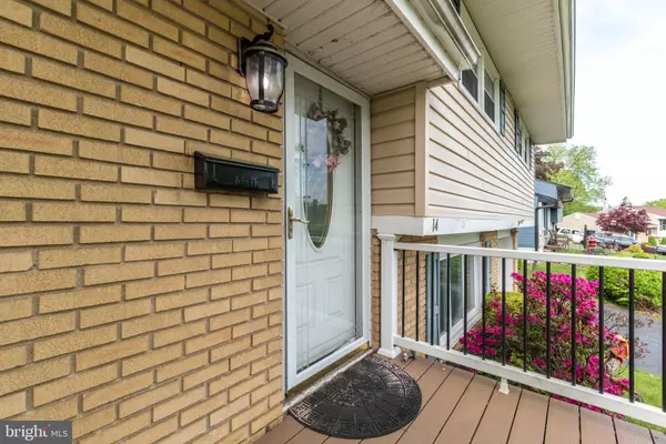 Yardley, PA 19067,14 RITA RD