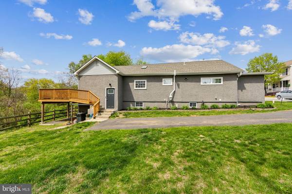 Brookhaven, PA 19015,4337 ZOAR ST