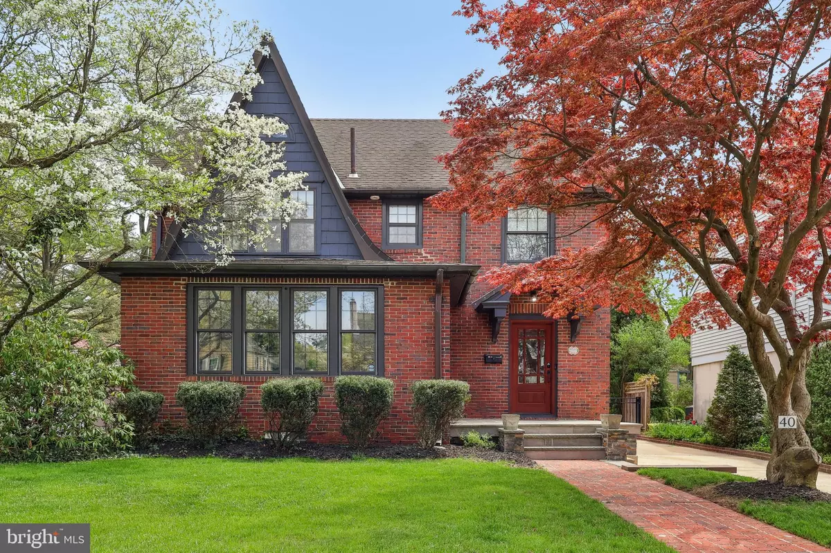 Haddonfield, NJ 08033,40 TREATY ELM LN