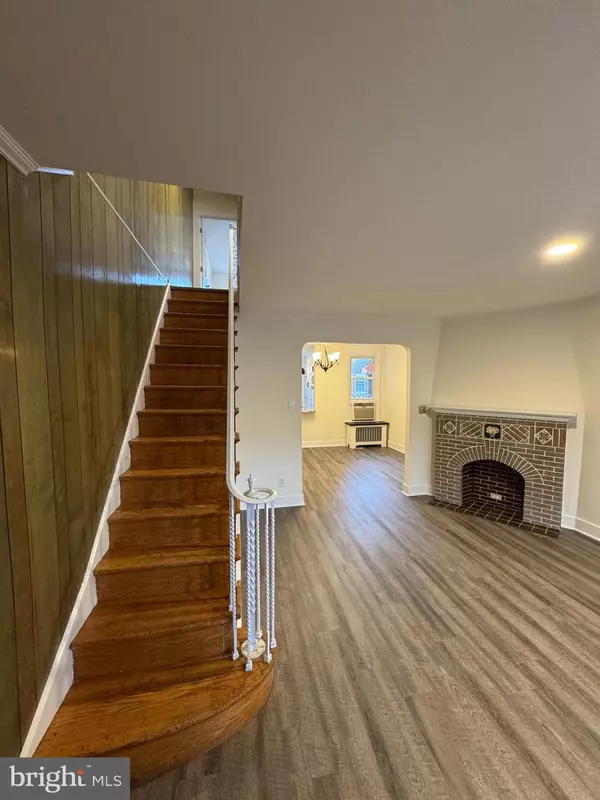 Philadelphia, PA 19135,4123 HELLERMAN ST