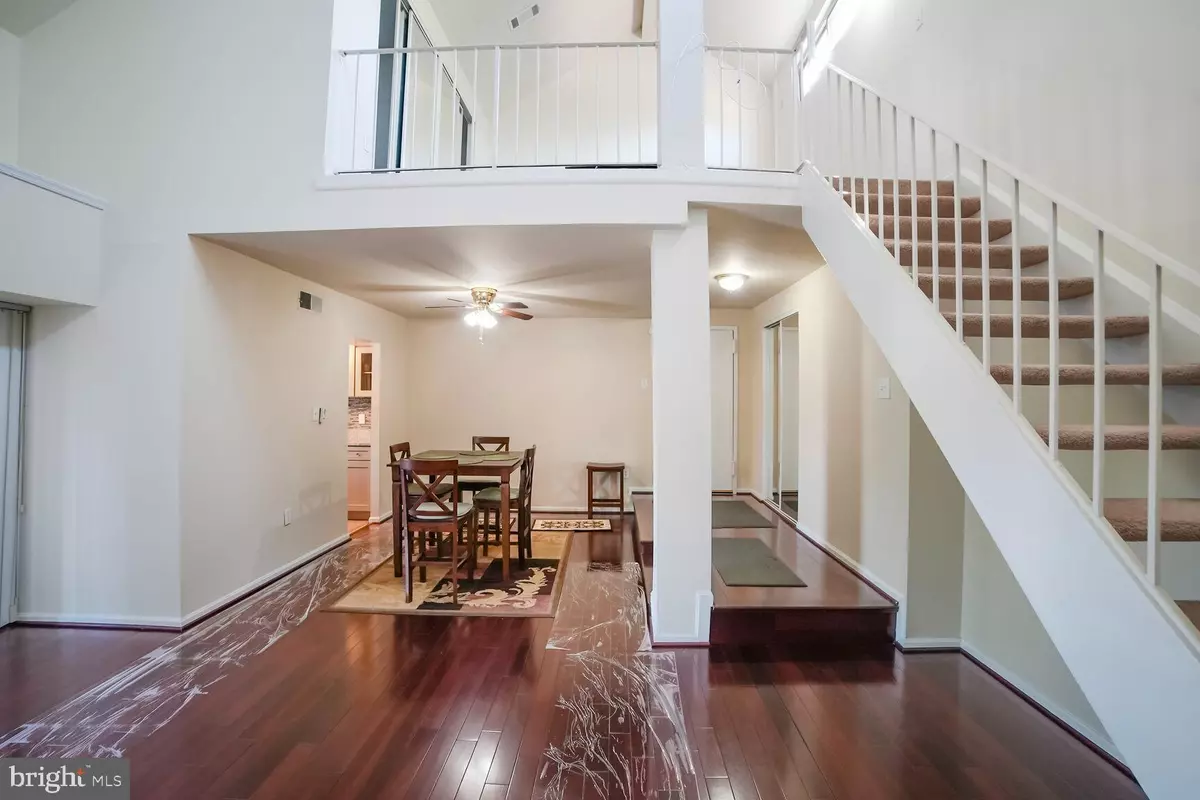 Laurel, MD 20707,15708 DORSET RD #304