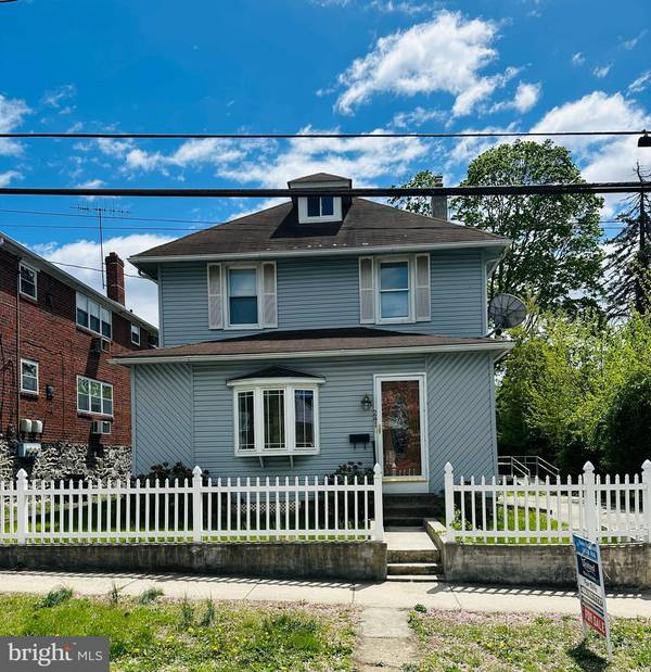 241 ARDMORE AVE, Upper Darby, PA 19082