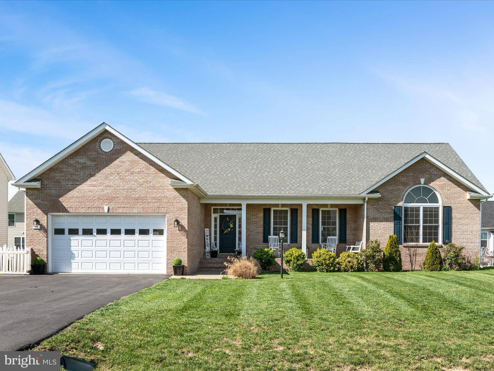 Inwood, WV 25428,77 AZERA DR