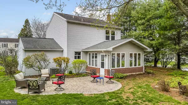 Lititz, PA 17543,465 STURBRIDGE DR