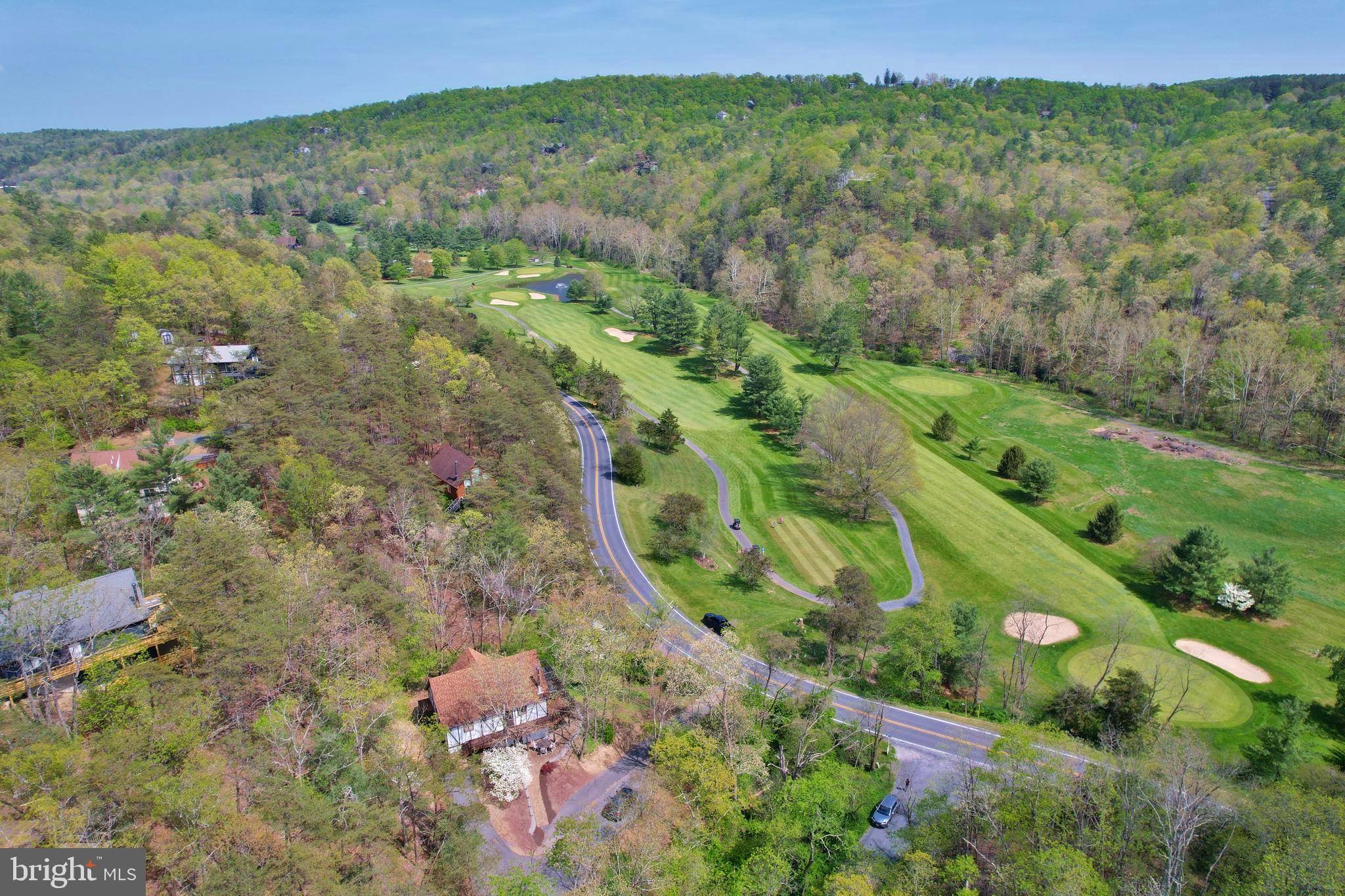 Basye, VA 22810,343 RESORT DR