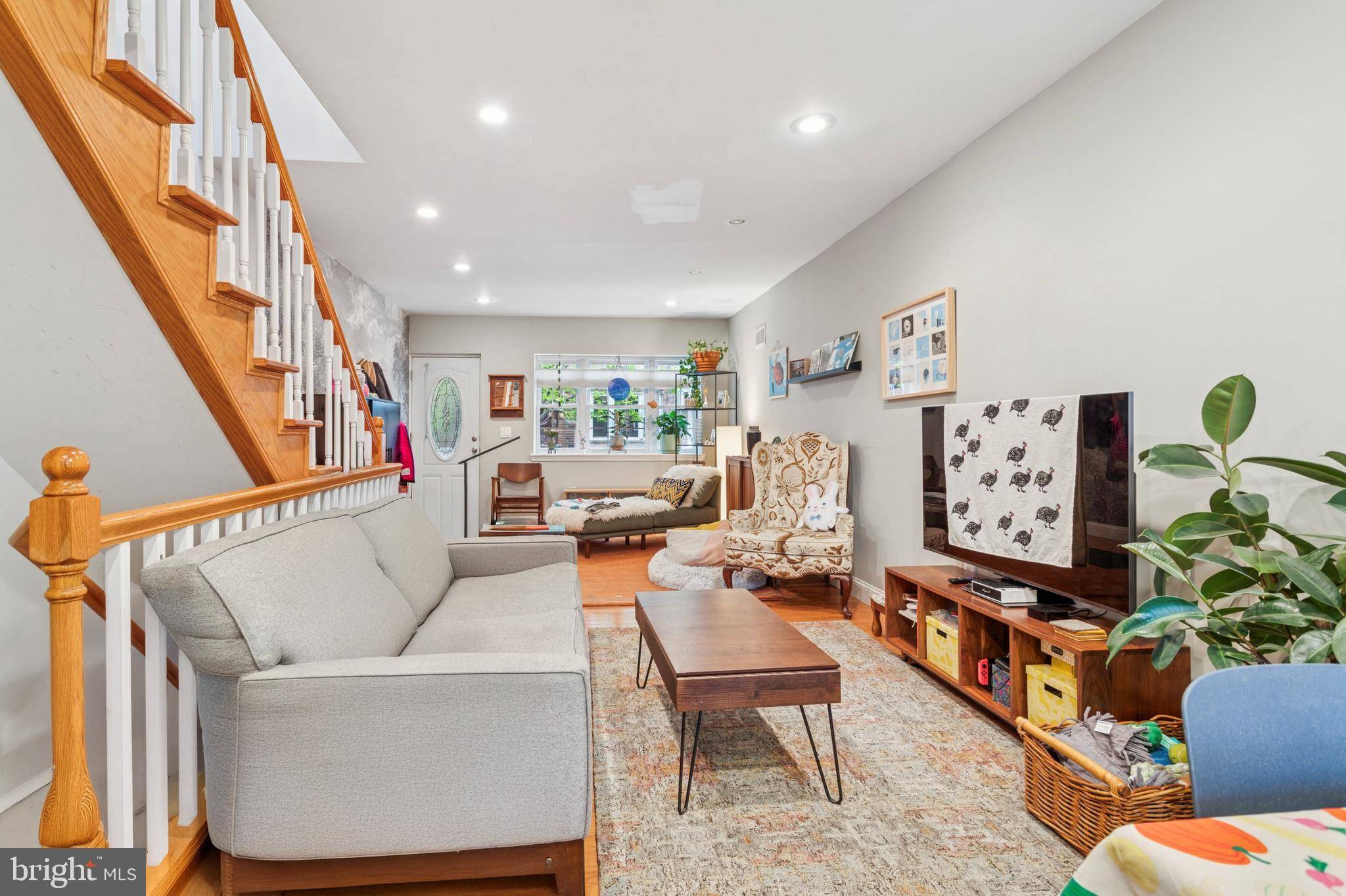 Philadelphia, PA 19148,833 PIERCE ST