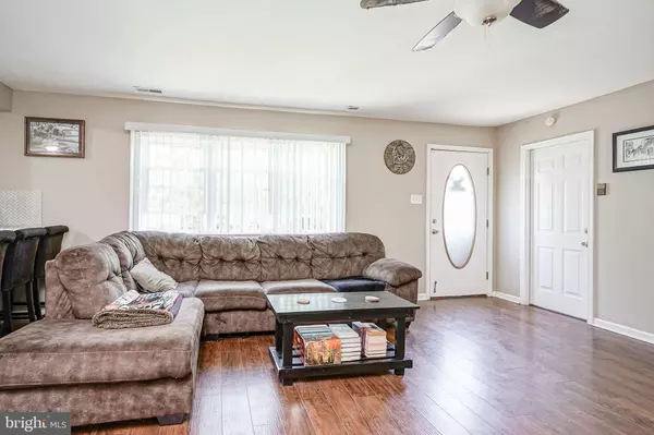Maple Shade, NJ 08052,308B COLLINS LN