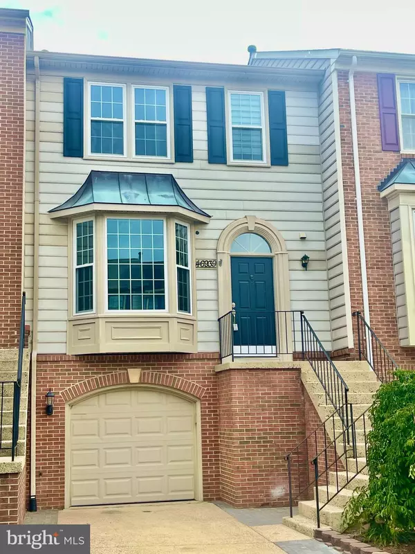 46939 RABBITRUN TER, Sterling, VA 20164