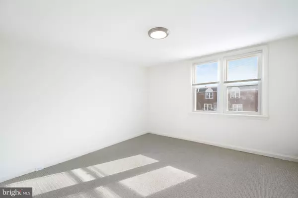 Darby, PA 19023,1237 EDGEHILL RD