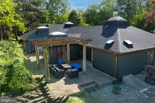 Shenandoah Junction, WV 25442,2436 WARM SPRINGS RD