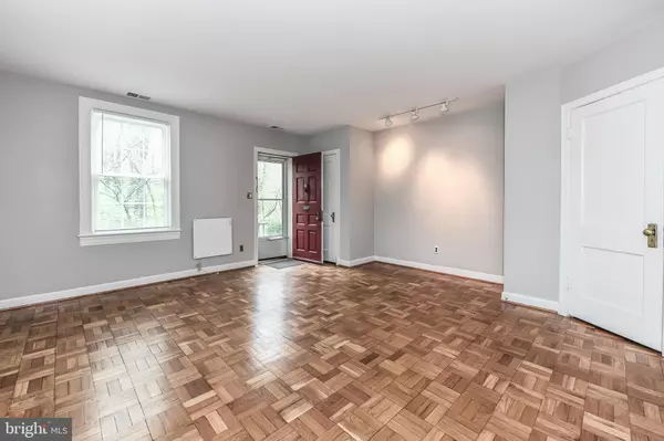 Arlington, VA 22204,1501 S EDGEWOOD ST #566