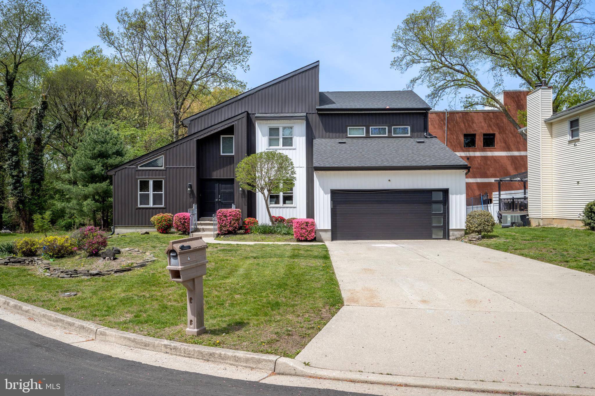 Cherry Hill, NJ 08002,6 AARON CT