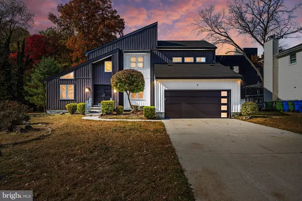 6 AARON CT, Cherry Hill, NJ 08002
