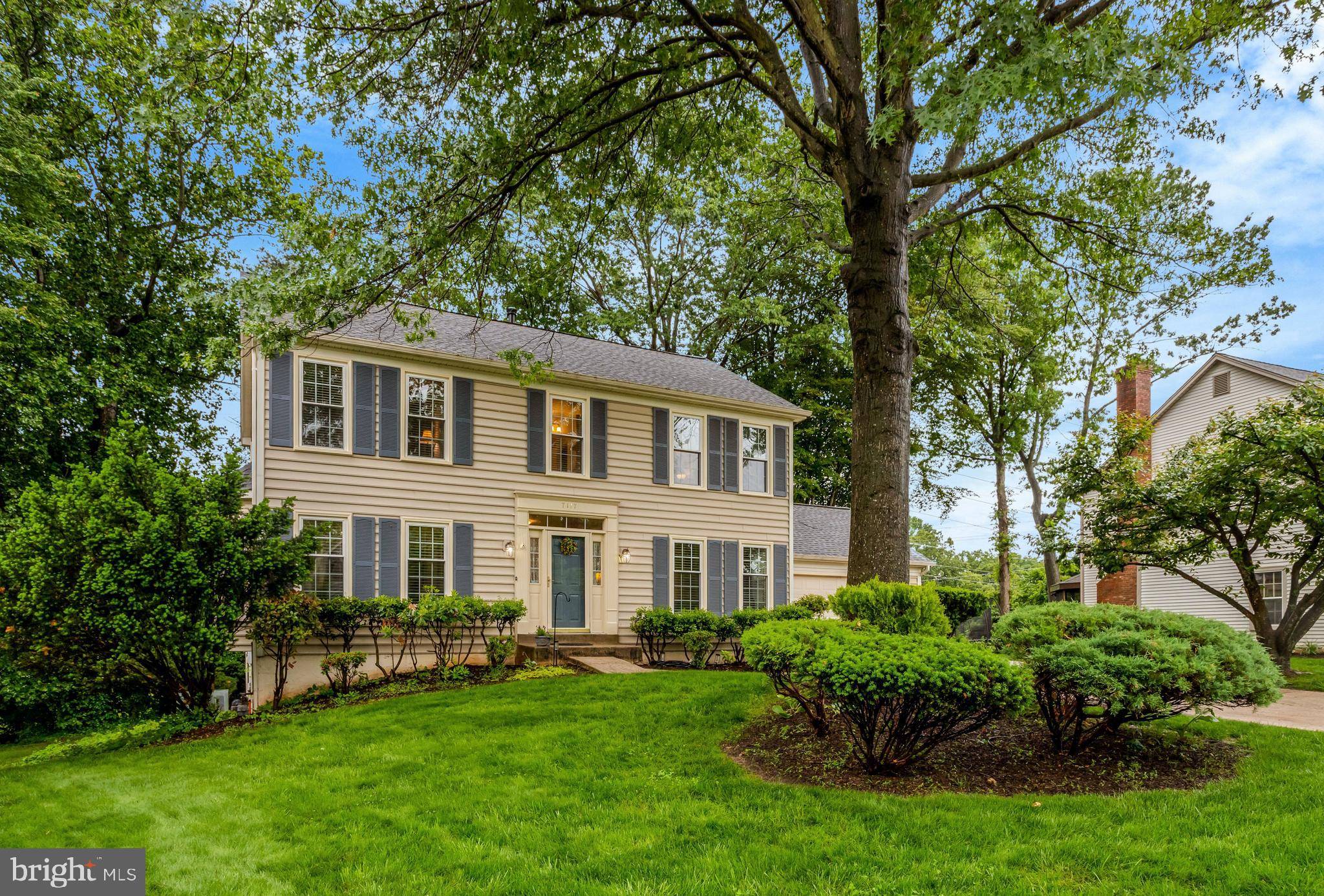 Burke, VA 22015,7117 STANCHION LN