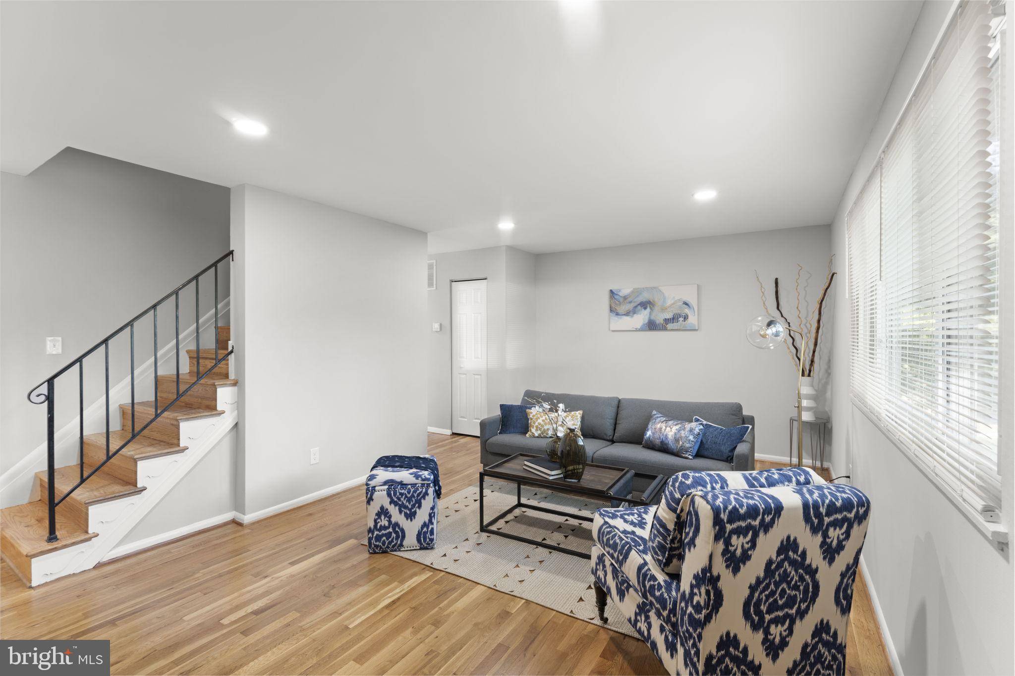 Capitol Heights, MD 20743,821 BOOKER DR