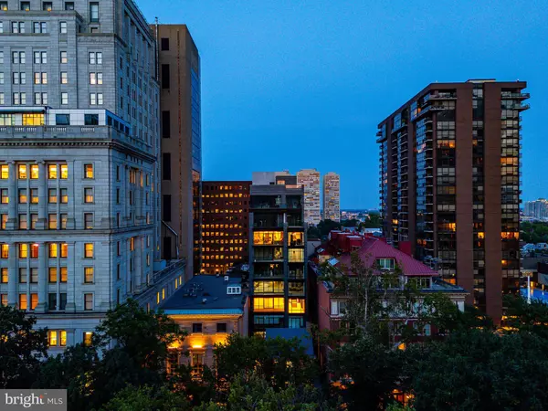 Philadelphia, PA 19106,223 S 6TH ST #601