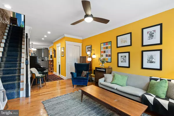 Philadelphia, PA 19148,335 GLADSTONE ST