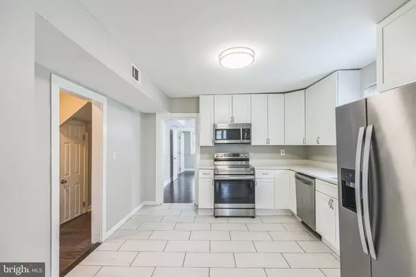 Suitland, MD 20746,3409 RANDALL RD