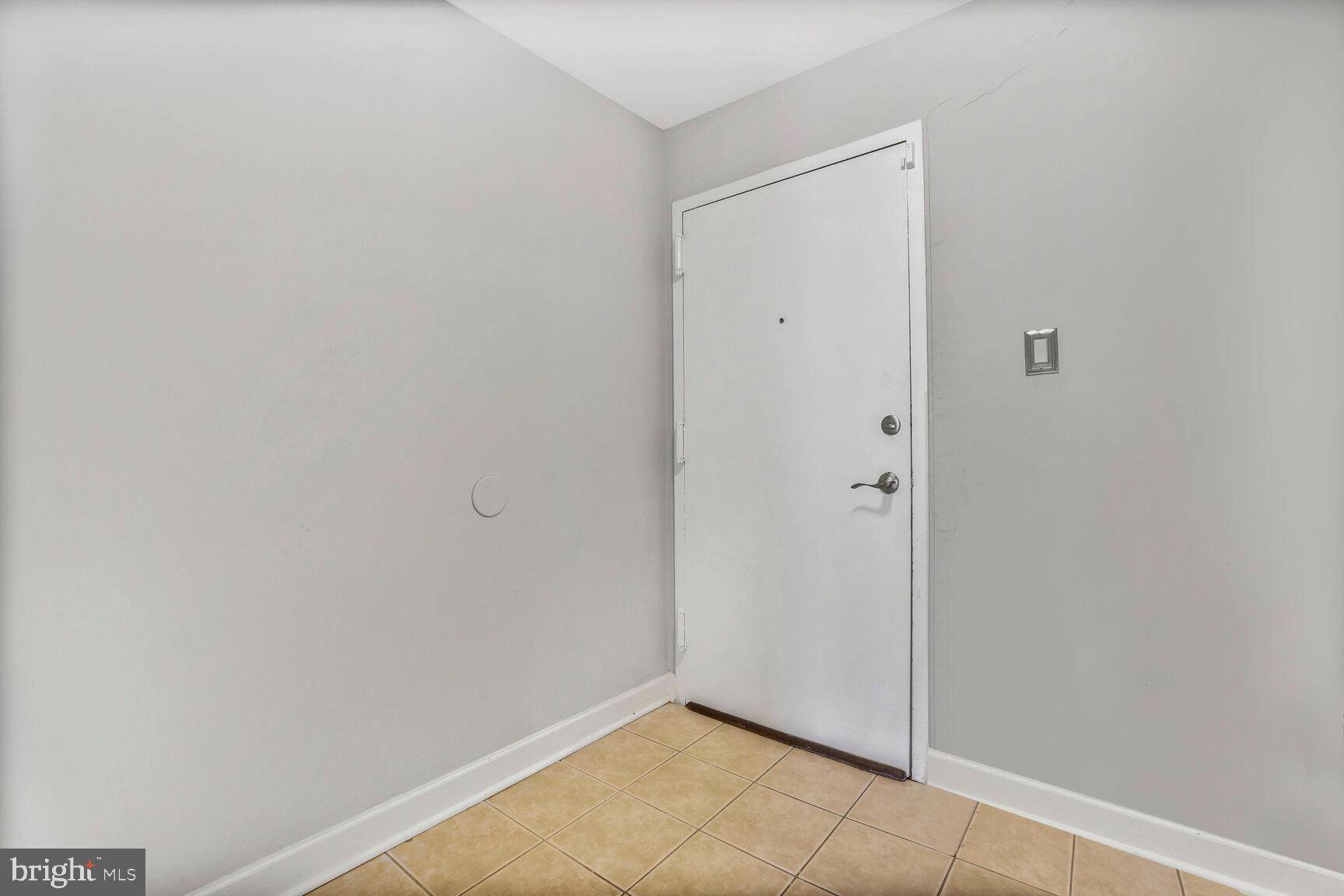 Silver Spring, MD 20906,2211 GREENERY LN #102-6