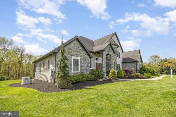 Elizabethtown, PA 17022,115 MONUMENT DR