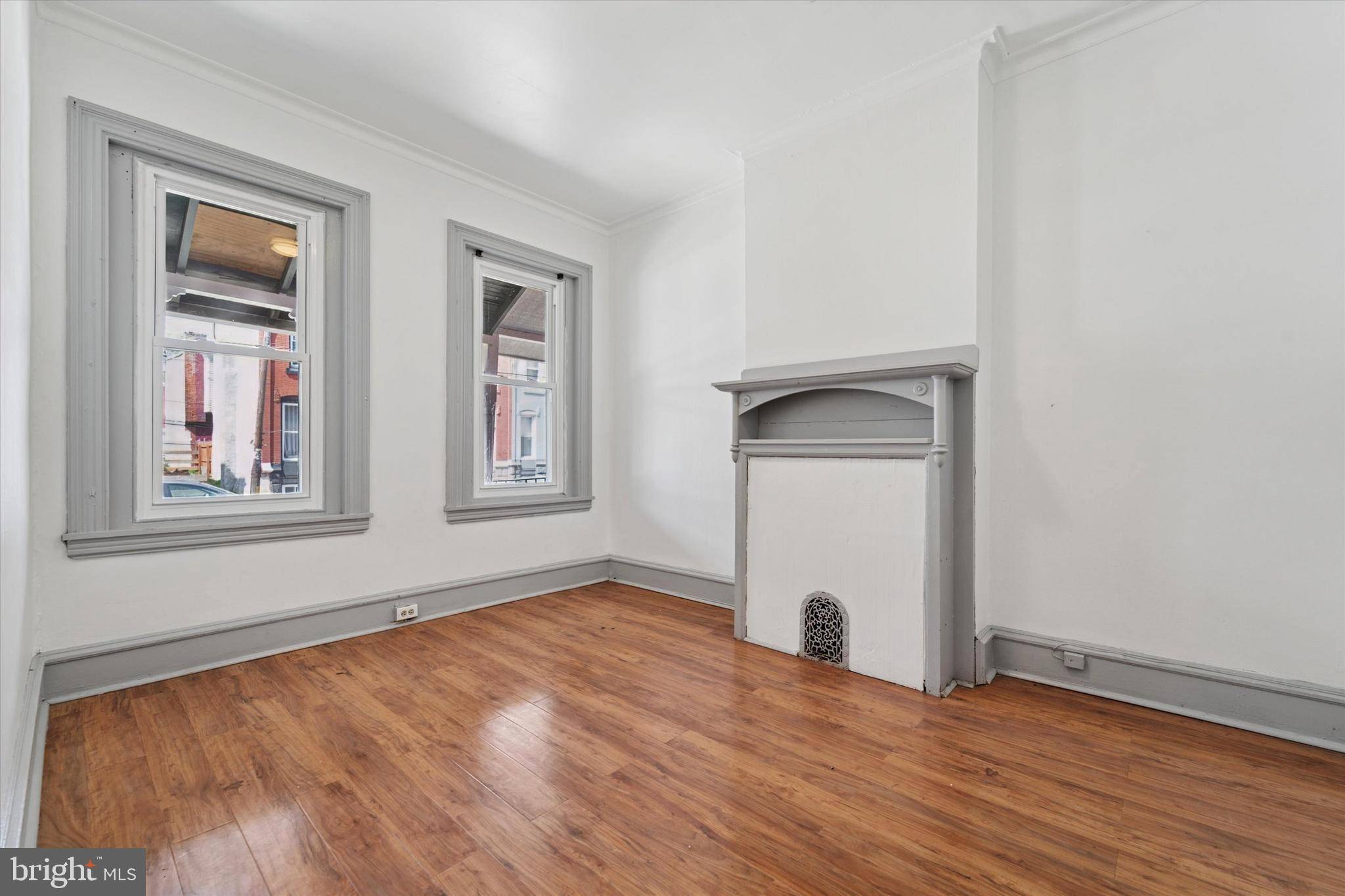 Philadelphia, PA 19104,855 N BROOKLYN ST