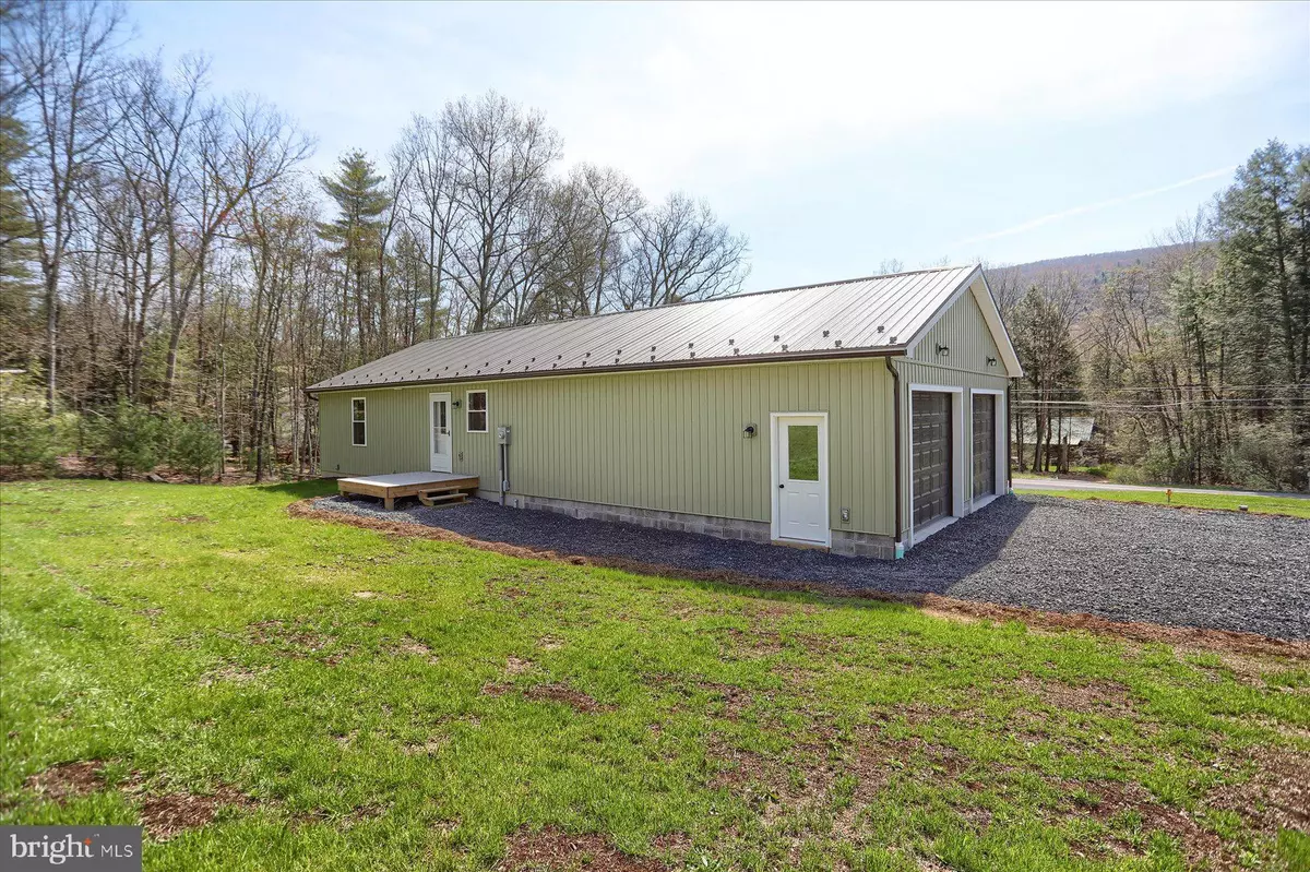 Milroy, PA 17063,3497 NEW LANCASTER VALLEY RD