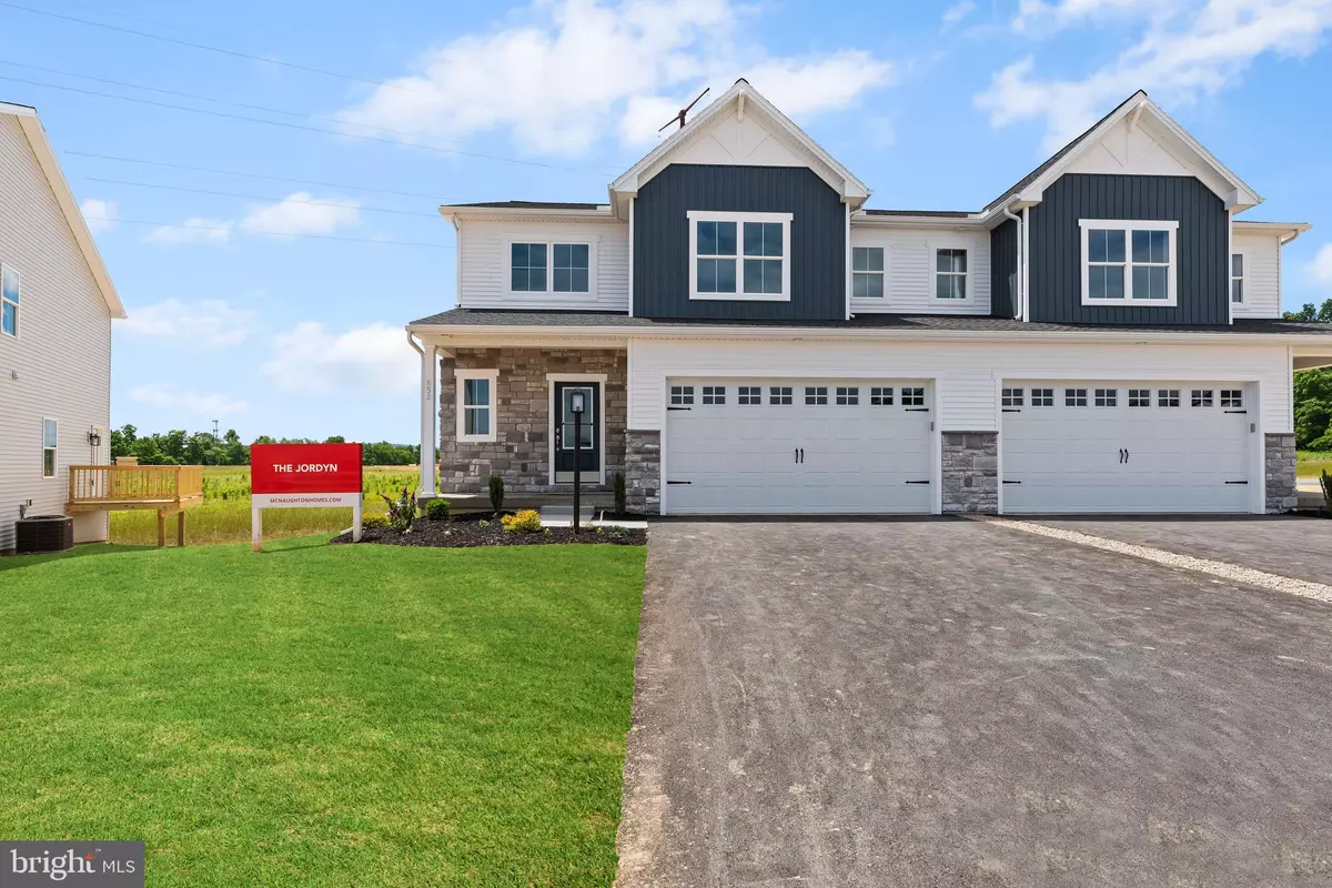 Mechanicsburg, PA 17055,670 BRITTANY DRIVE