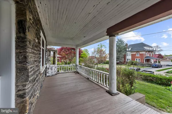 Havertown, PA 19083,305 LANSDOWNE RD
