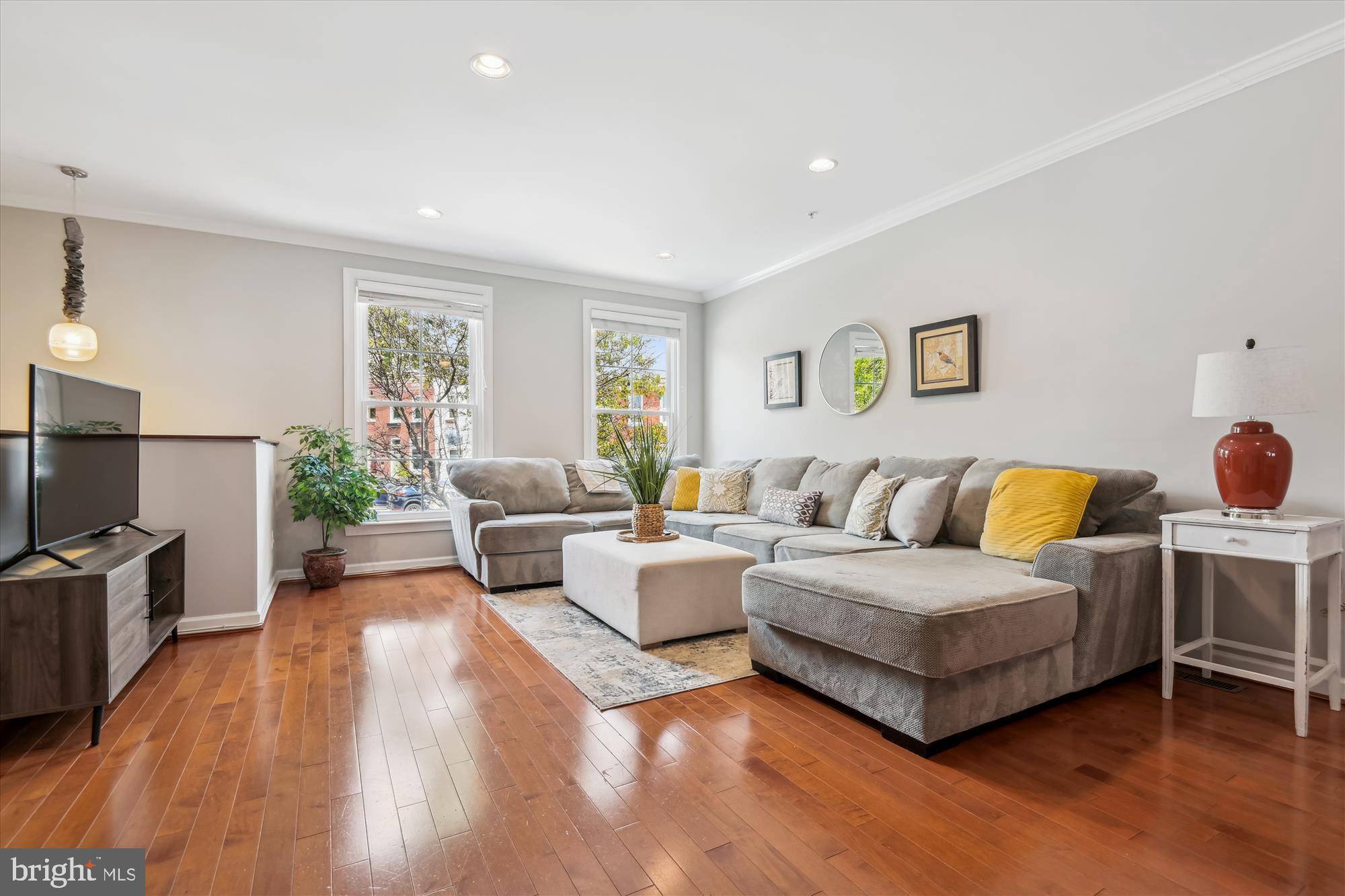Baltimore, MD 21224,2342 CAMBRIDGE WALK