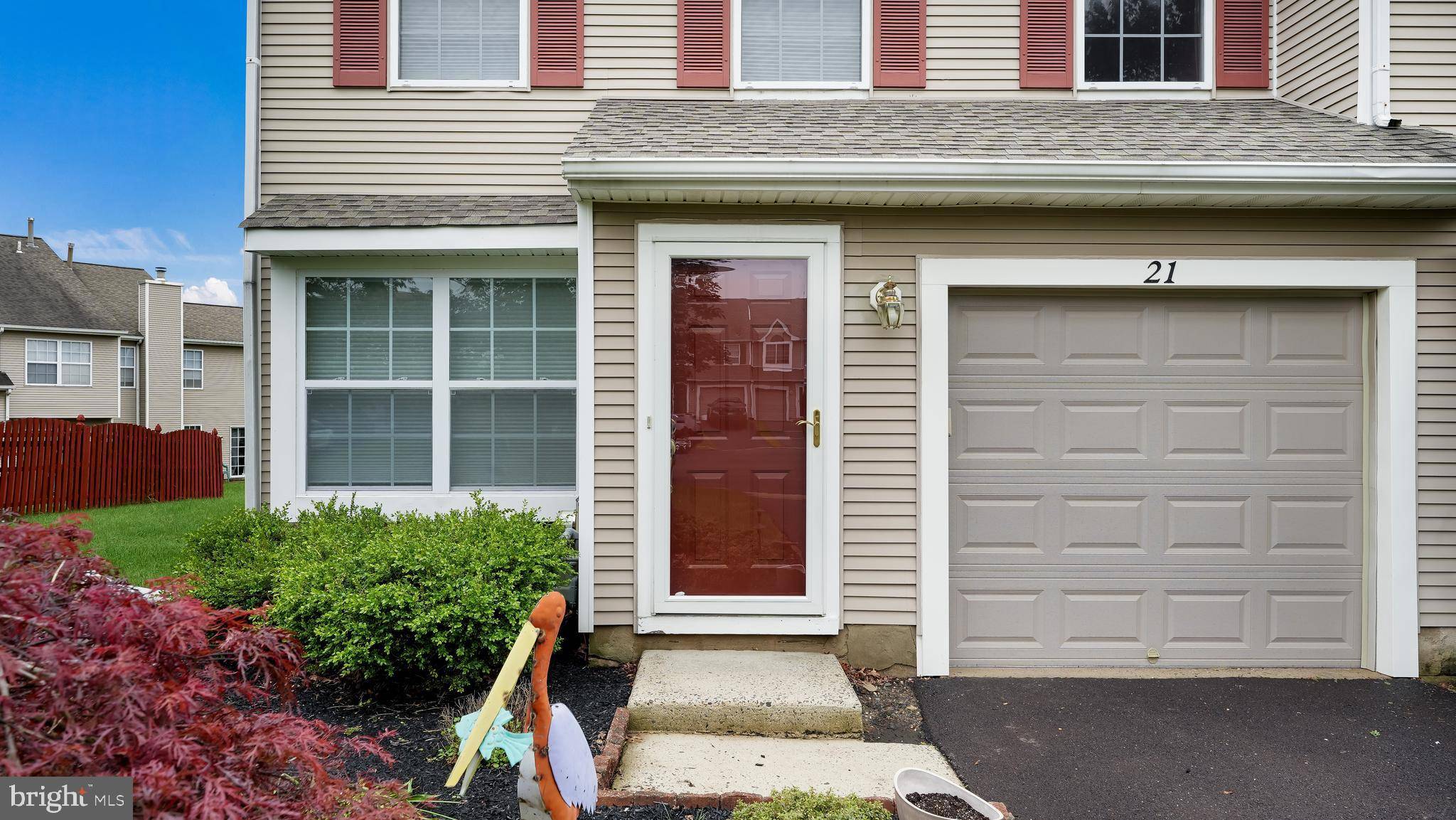 Newtown, PA 18940,21 EBONY CT