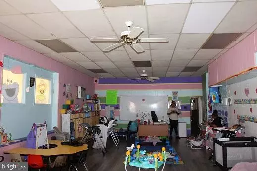 Philadelphia, PA 19151,6655 LANSDOWNE AVE