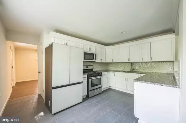 Cherry Hill, NJ 08034,76 EDISON RD